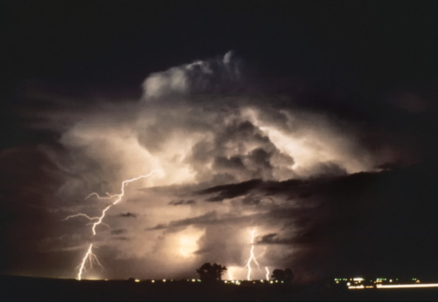 First-Lightning-Shots-OvershootingTop-Supercell-1982